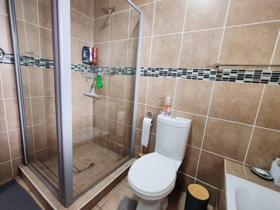 2 Bedroom Property for Sale in Die Bult North West